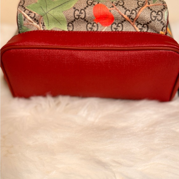 Authentic Gucci bagpack - Picture 10 of 10